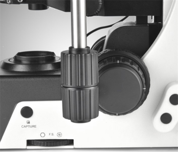 电动显微镜的原理及特点